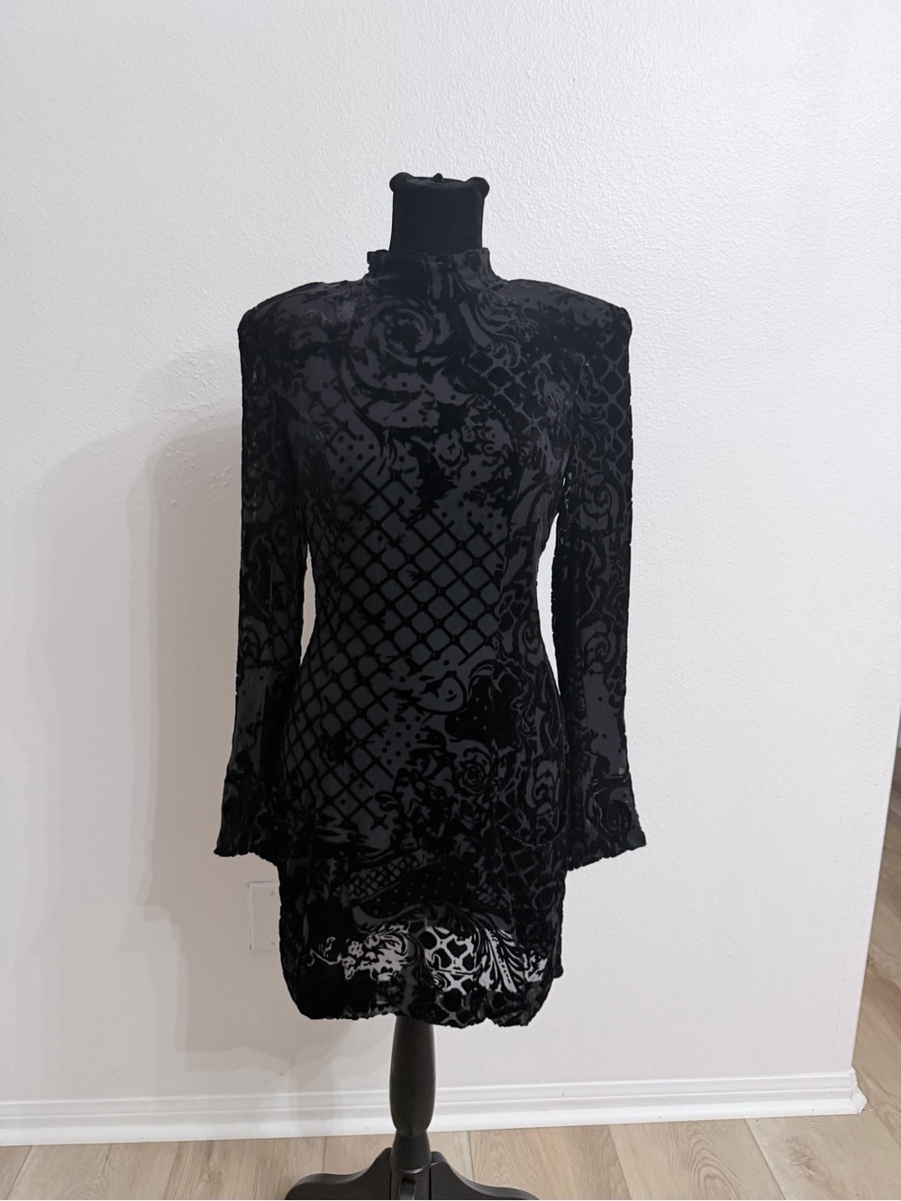 Balmain Black Velvet Long-Sleeve Dress with Gold Accents - Picture 3 of 5